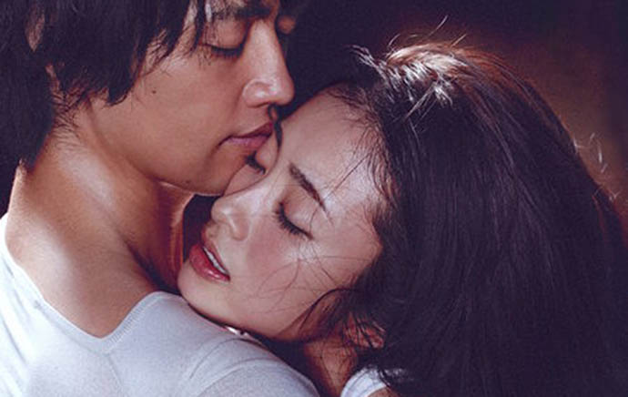 上户彩二胎生子